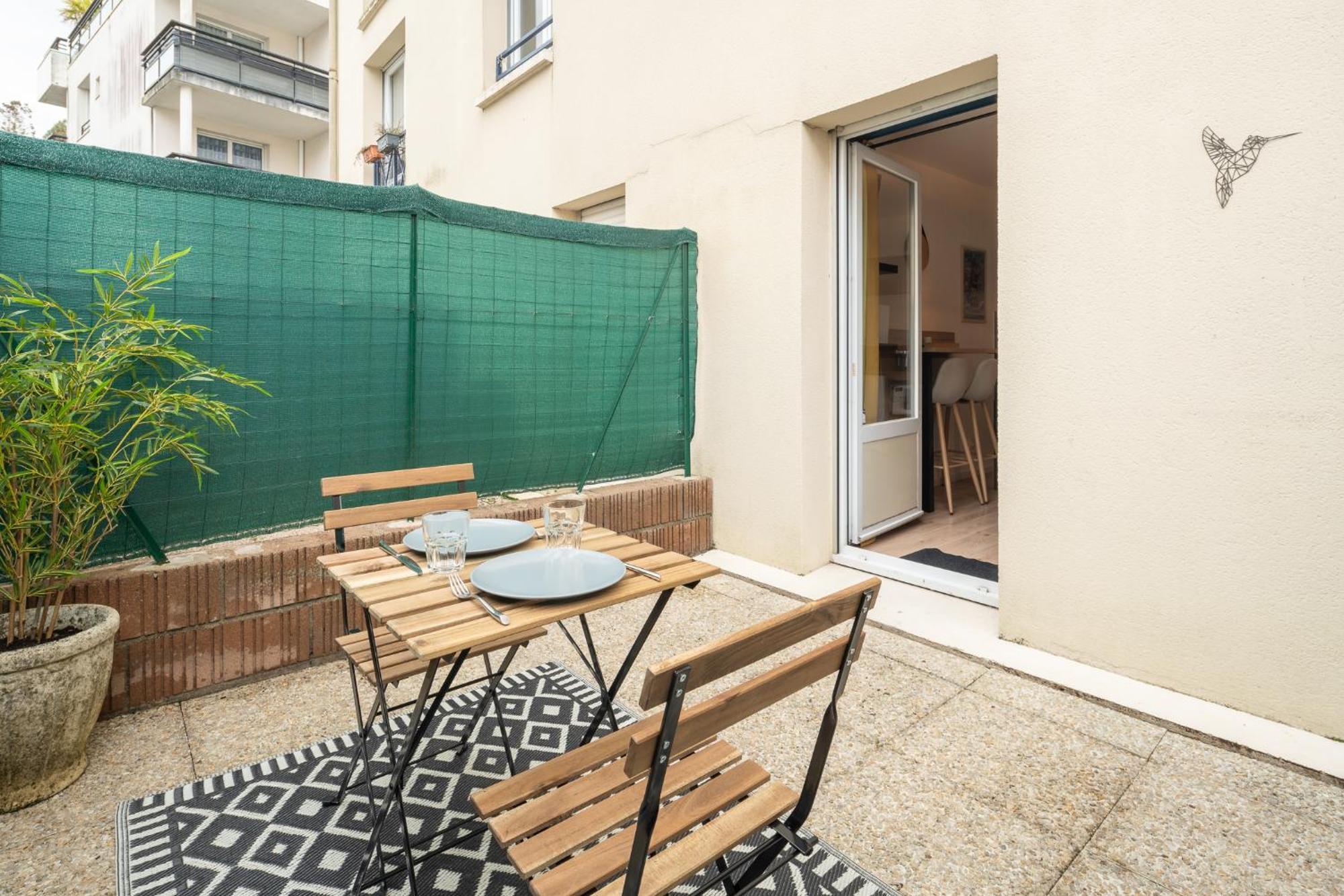 Studio Centre-Ville Avec Terrasse Et Parking Securise Gratuit Nantes Exterior foto